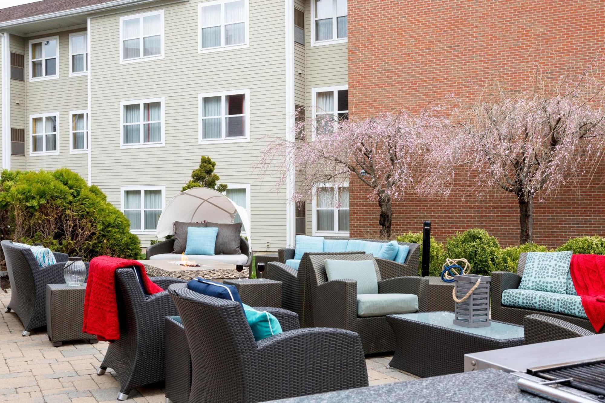Residence Inn By Marriott Portsmouth Exteriör bild